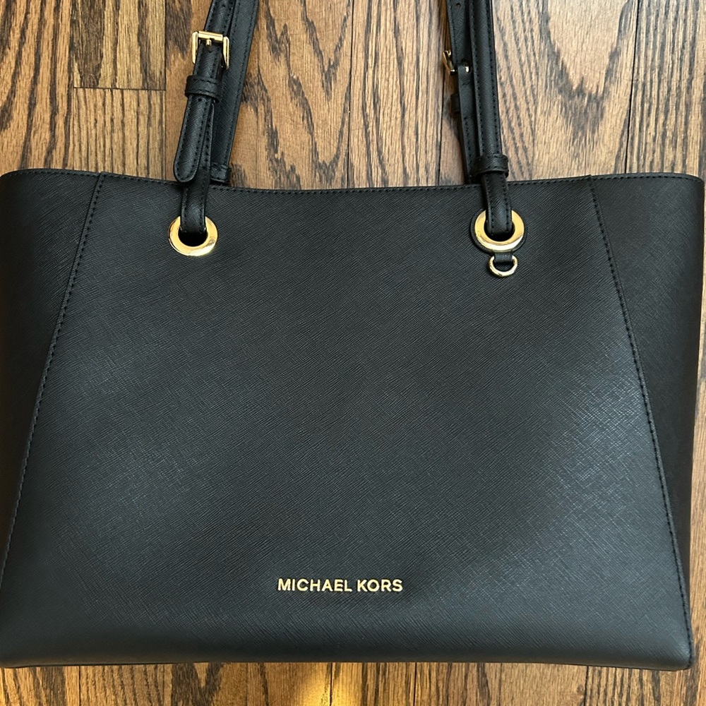 Michael Kors Walsh Medium Saffiano Leather Black Tote - Picture 2 of 12